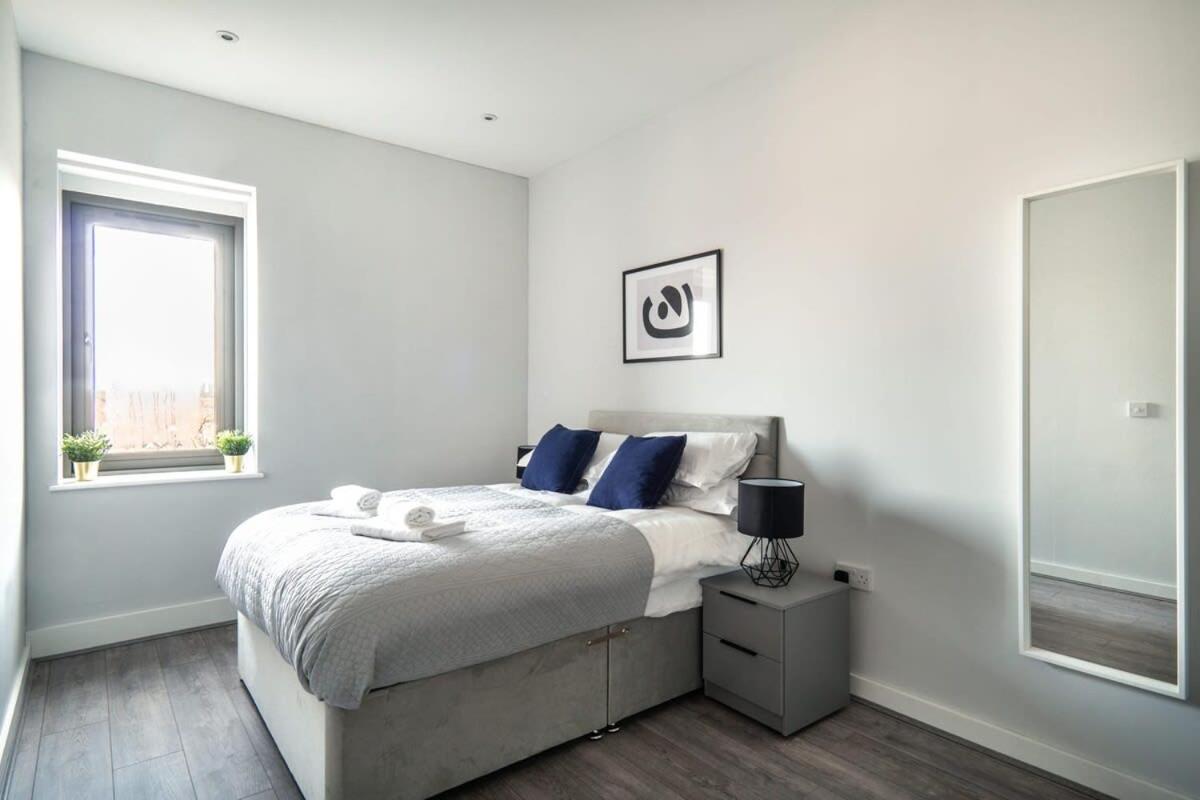 Modern & Spacious 2 Bed Apartment In Waterloo Liverpool Ngoại thất bức ảnh